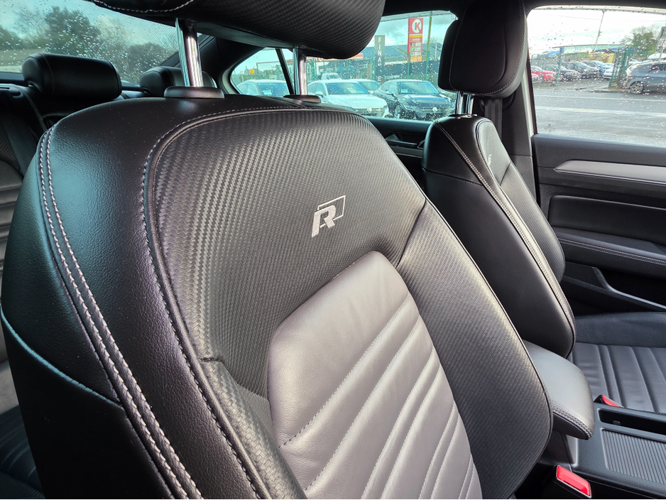 2016 Volkswagen Passat ( 162 REG 2.0 TSI R-LINE FULL LEATHER SEATS ELECTRIC HEATED SEATS SAT-NAV REV CAMERA BLIND-SPOT CARPLAY ANDROID AUTO €19,950