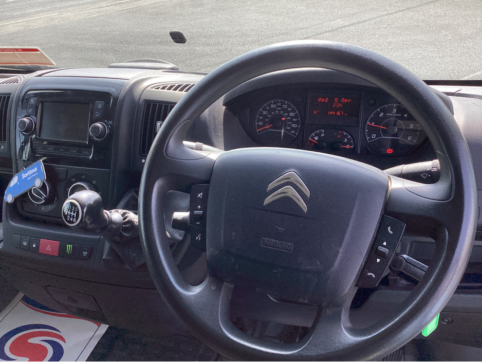 2019 Citroen Relay - image 9