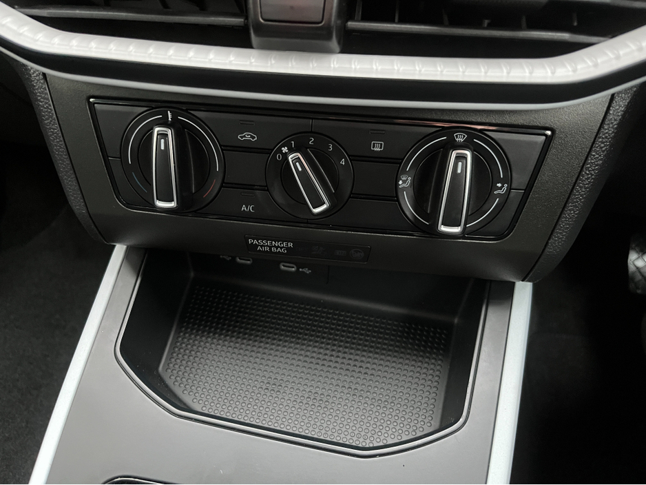 2023 SEAT Arona - image 16