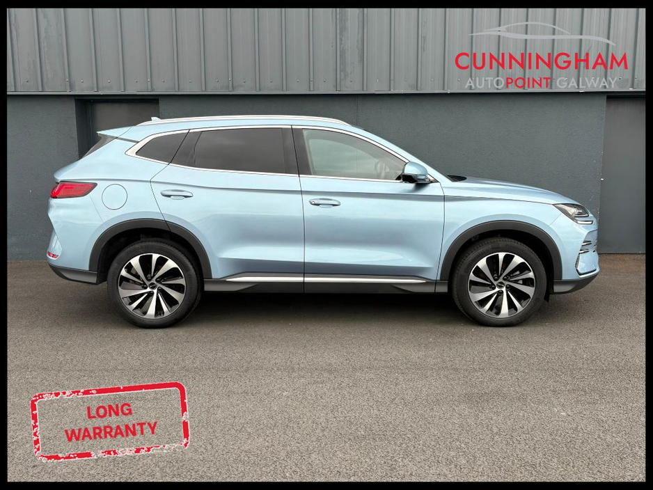 2025 BYD Seal U - image 3