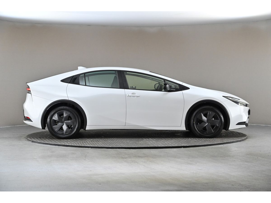 2023 Toyota Prius 1.8 SELF CHARGING HYBRID *LOW MILEAGE*REVERSE CAM*PARK SENSORS* €30,890