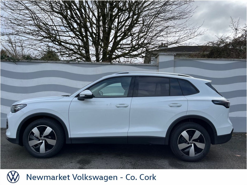 2026 Volkswagen Tiguan - image 23