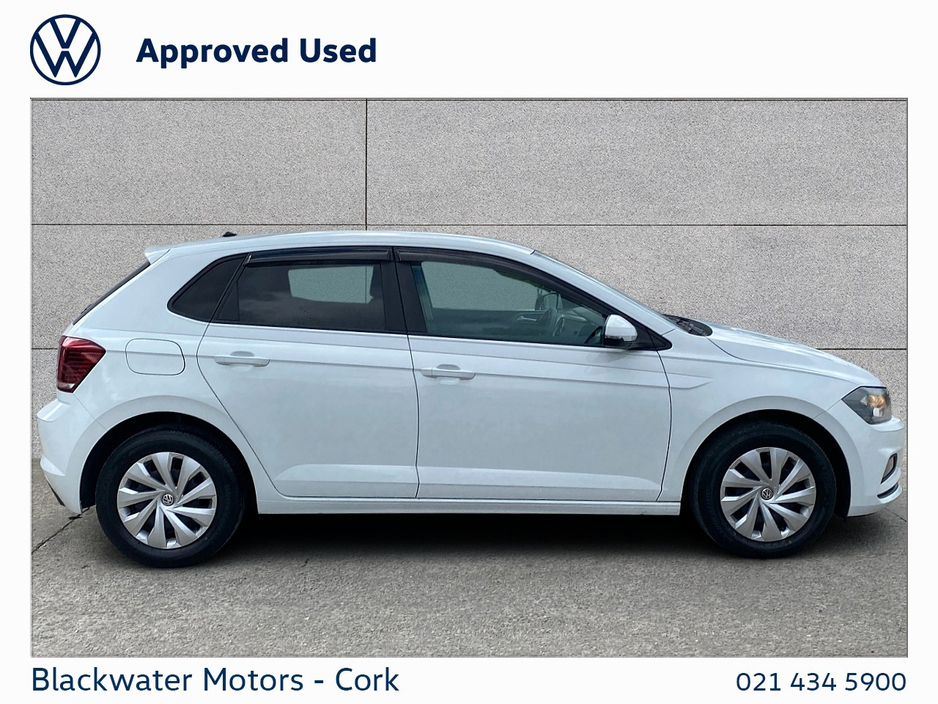 2018 Volkswagen Polo - image 6