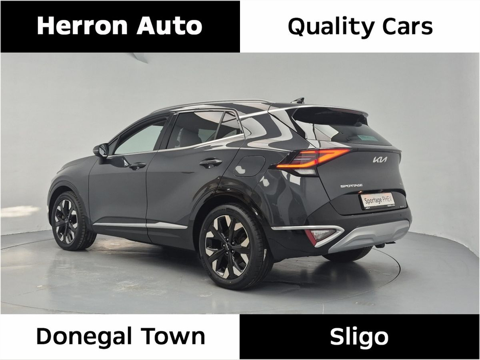 2023 Kia Sportage - image 3