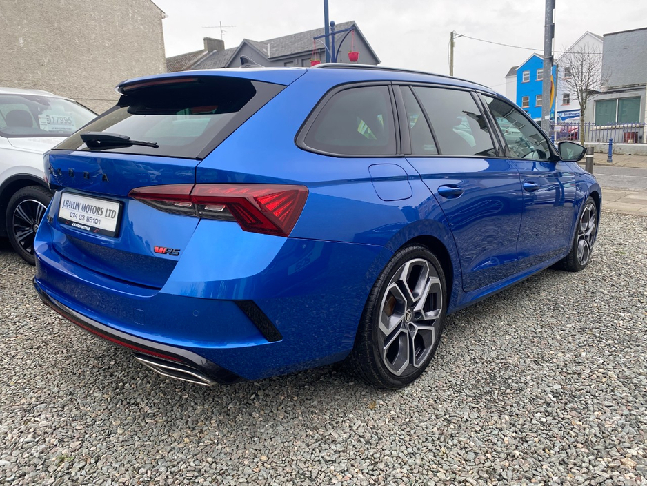 2022 Skoda Octavia - image 30