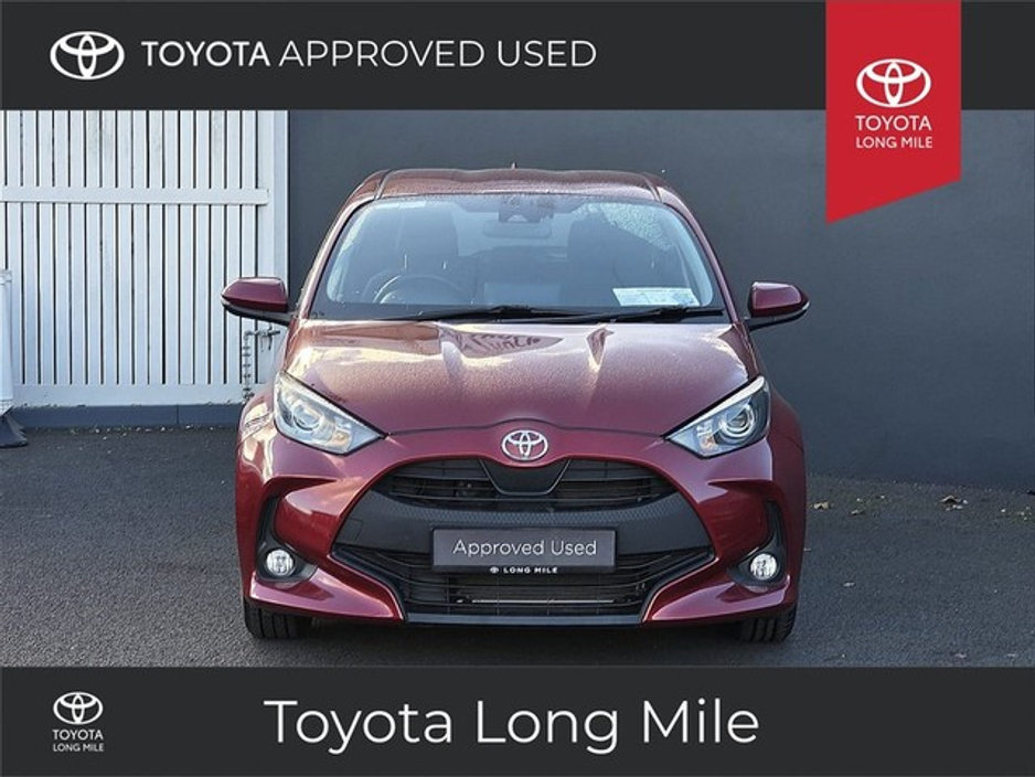 2023 Toyota Yaris - image 5