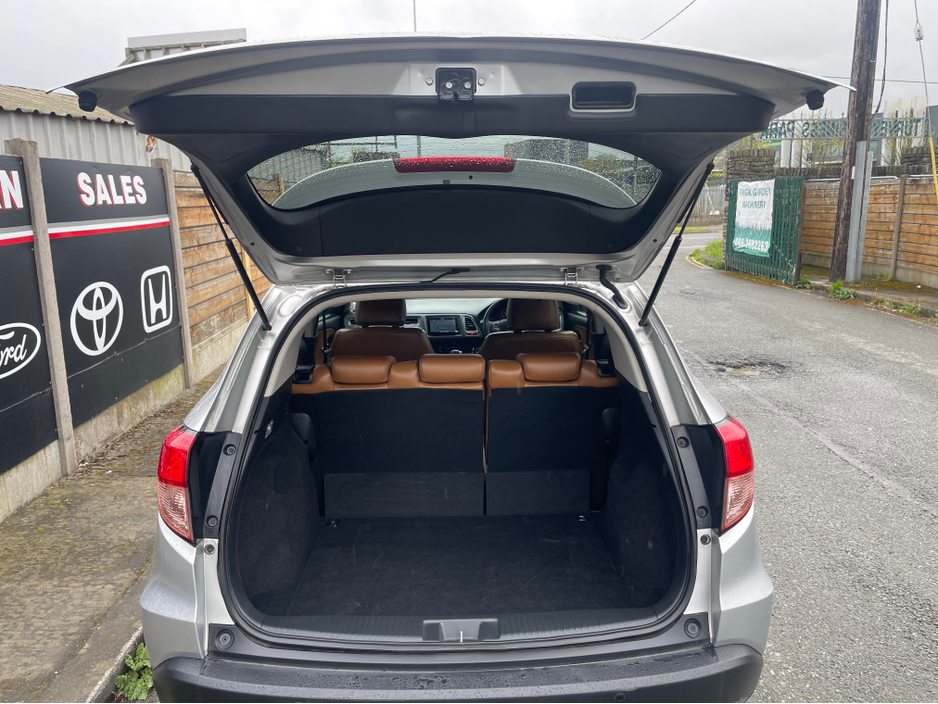 2015 Honda Vezel - image 6