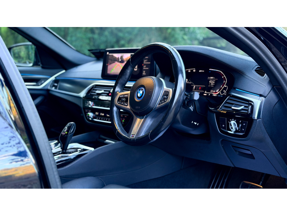 2022 BMW 5 Series 2022 (222)  BMW 530e M-SPORT  LCI 290BHP €37,999