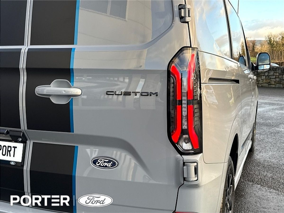 2026 Ford Transit Custom SPORT PHEV CREW CAB