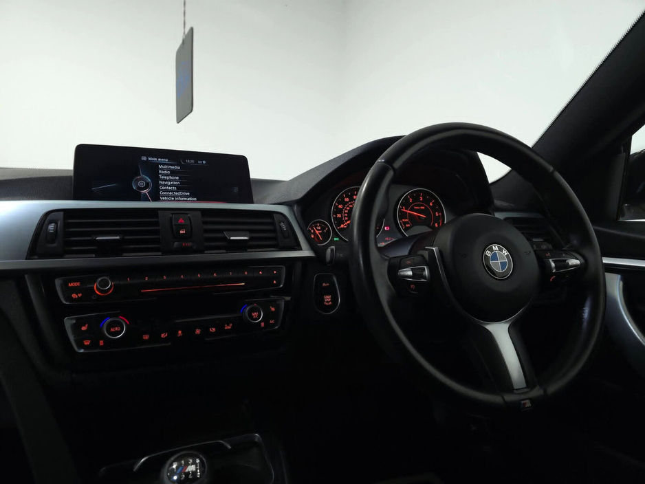 2017 BMW 4 Series 420d M Sport €18,950