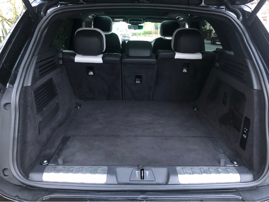 2023 Land Rover Range Rover Sport 3.0 P510E FIRST EDITION IVORY LEATHER €94,950