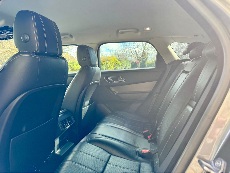 2018 Land Rover Range Rover Velar - image 19