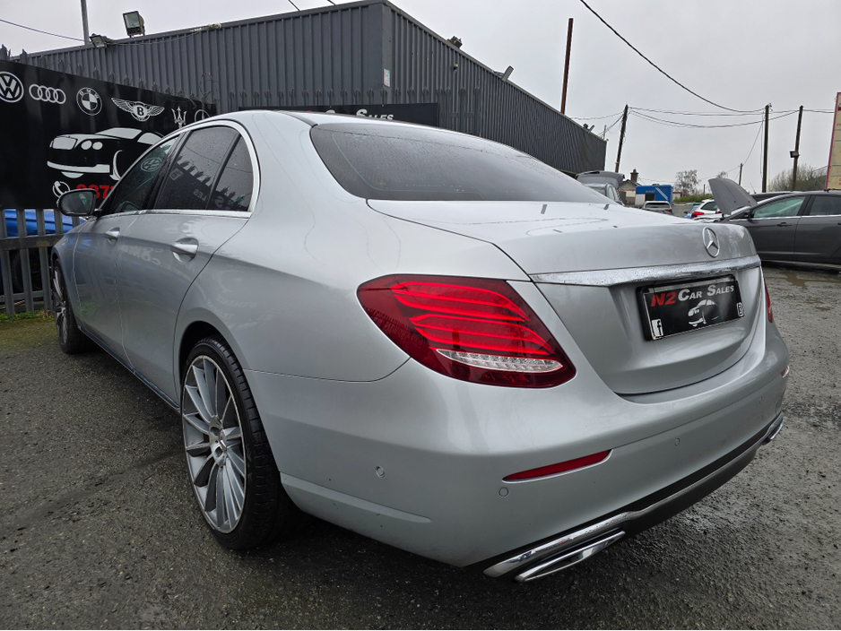 2016 Mercedes-Benz E Class - image 10