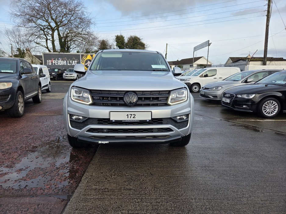 2017 Volkswagen Amarok - image 3