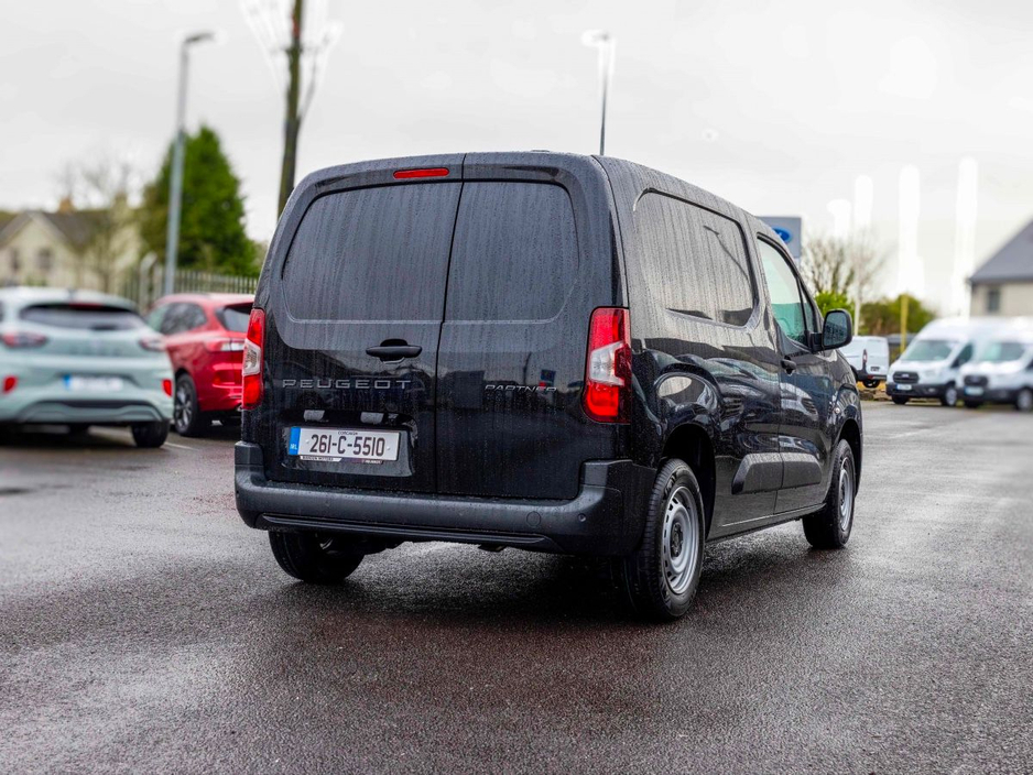 2026 Peugeot Partner 2026 - PRE REG OFFER - PARTNER PRO PLUS1.5 HDI 100 65 €22,750