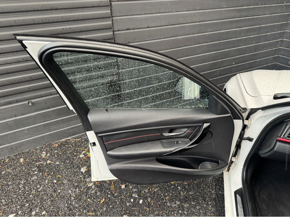 2014 BMW 3 Series 2.0D SPORT AUTO €12,995