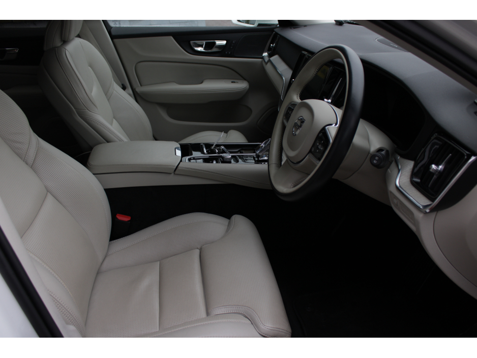 2020 Volvo V60 PHEV T6 340 HP INSCRIPTION 5DR ESTATE AUTO AWD // STUNNING CAR IN MINT CONDITION // VERY RARE CAR // BUY WITH CONFIDENCE AA AND SIMI APPROVED DEALER 2026 // FINANCE ARRANGED // ALL TRADE INS WELCOME €28,950