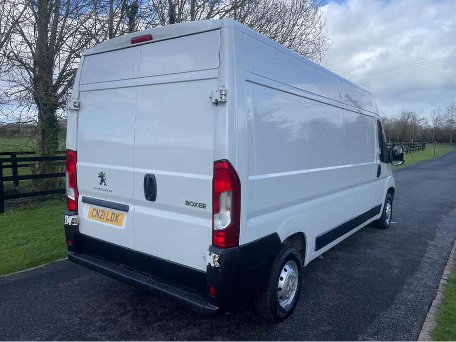 2021 Peugeot Boxer - image 7