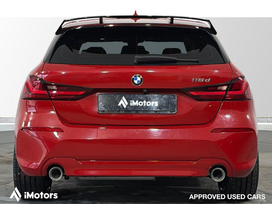 2020 BMW 1 Series - image 4