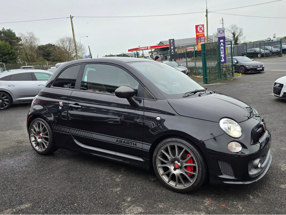 2017 Abarth 595 - image 5