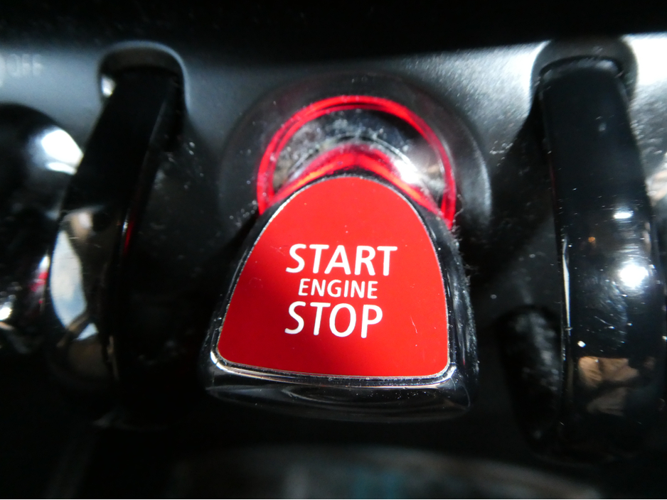 2017 MINI Countryman - image 16