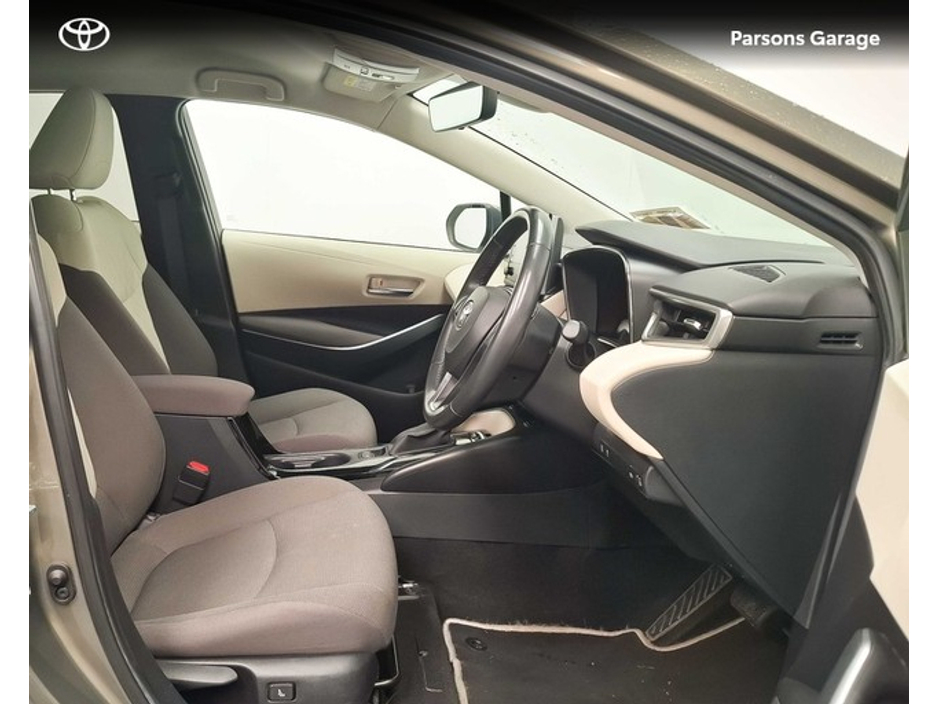 2019 Toyota Corolla - image 8