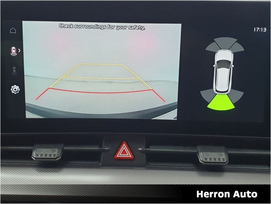 2024 Kia Sportage - image 8