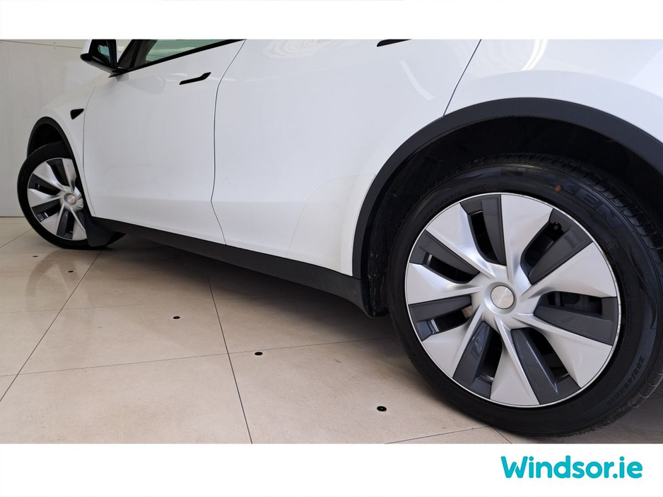 2023 Tesla Model Y RWD €34,995
