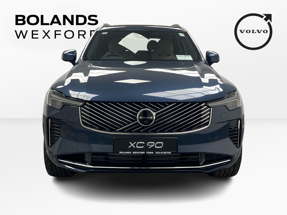 2026 Volvo XC90 - image 2
