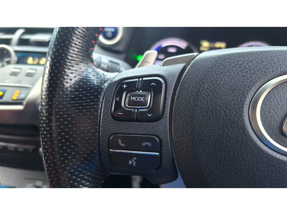 2018 Lexus NX 300 h - image 23