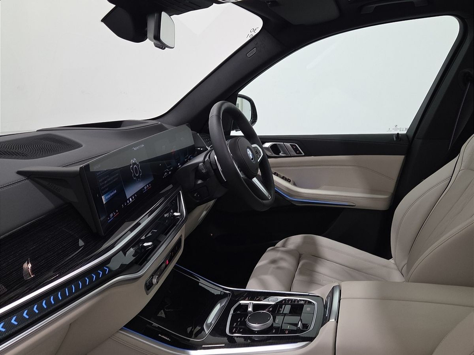 2026 BMW X5 xDrive50e M Sport