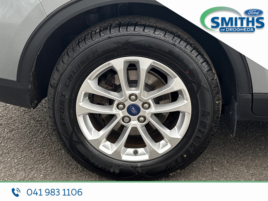 2020 Ford Kuga - image 8