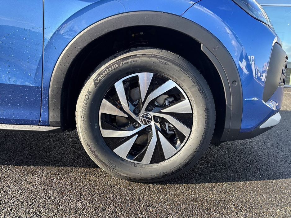 2026 Volkswagen T-Roc - image 4