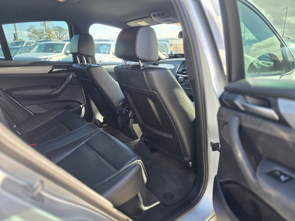 2016 BMW X4 - image 22