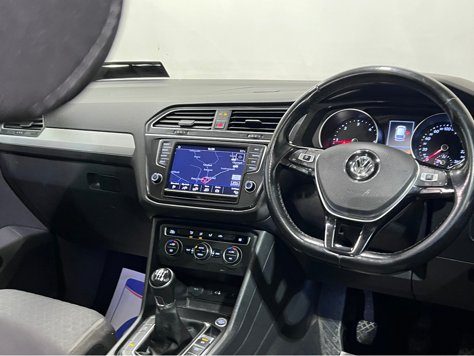 2017 Volkswagen Tiguan COMFORTLINE 2.0 TDI 115BHP 115HP MANUAL 6SPEED FWD 4 €14,700