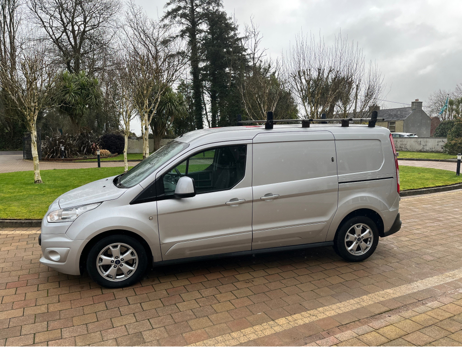 2017 Ford Transit Connect 240 LIMITED EDITION €10,950