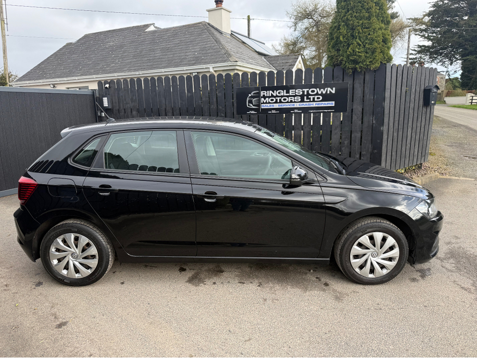 2018 Volkswagen Polo - image 6