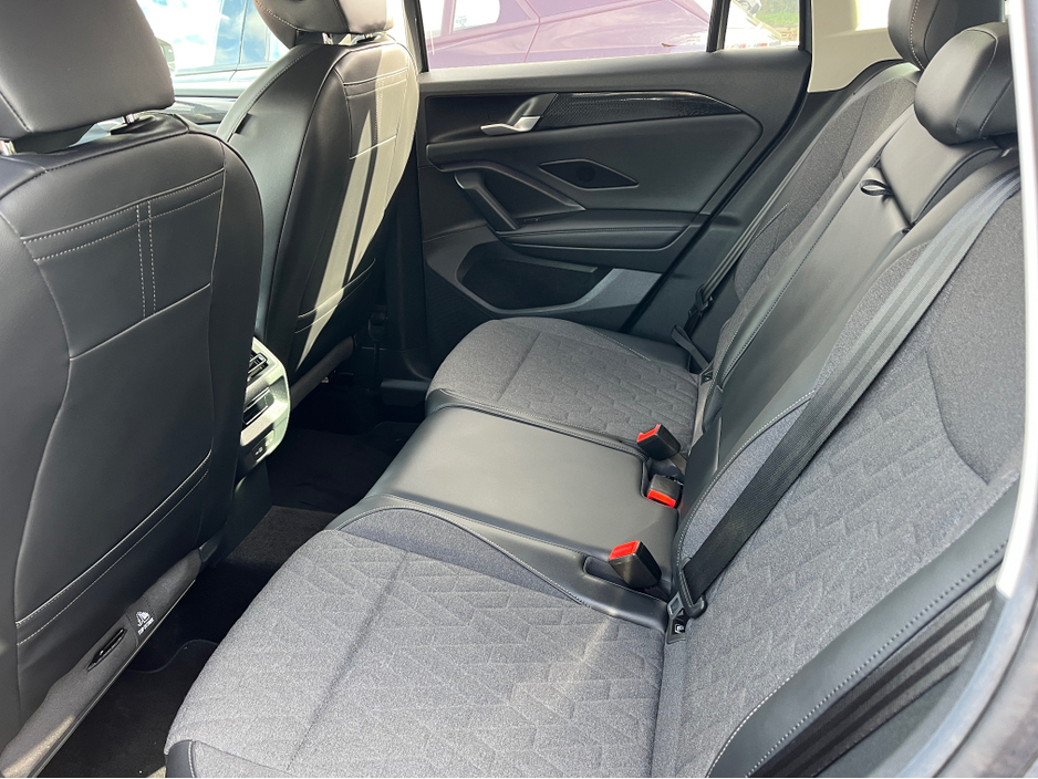 2024 Volkswagen Tiguan - image 6