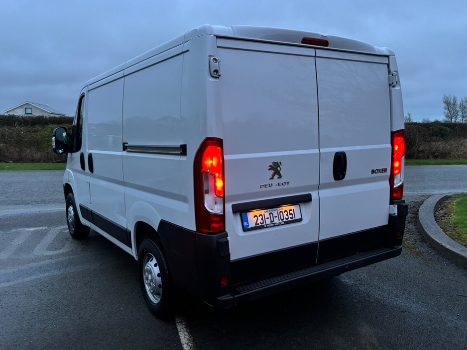 2023 Peugeot Boxer - image 4