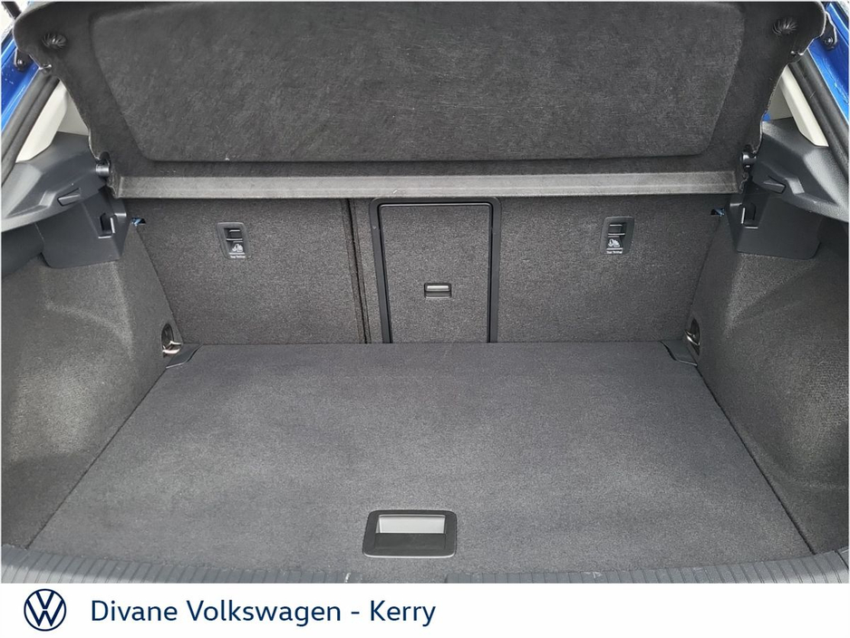2022 Volkswagen T-Roc LIFE 2.0 TDI 116 BHP €26,950