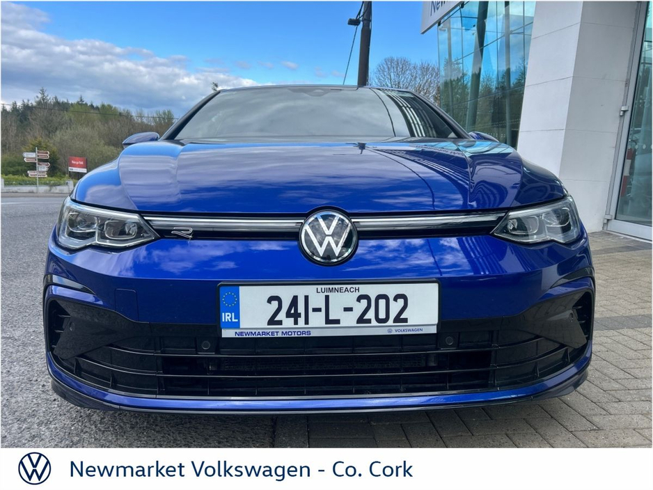 2024 Volkswagen Golf - image 10