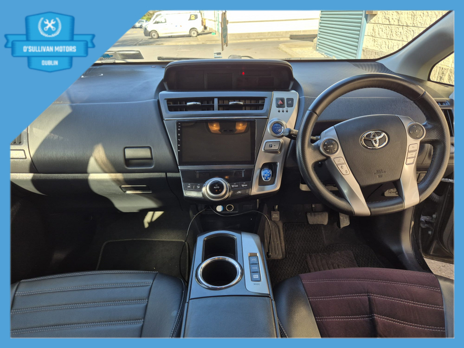 2016 Toyota Prius - image 11