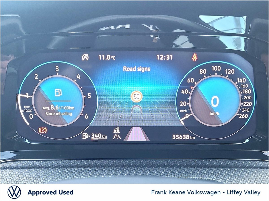 2024 Volkswagen Golf - image 12