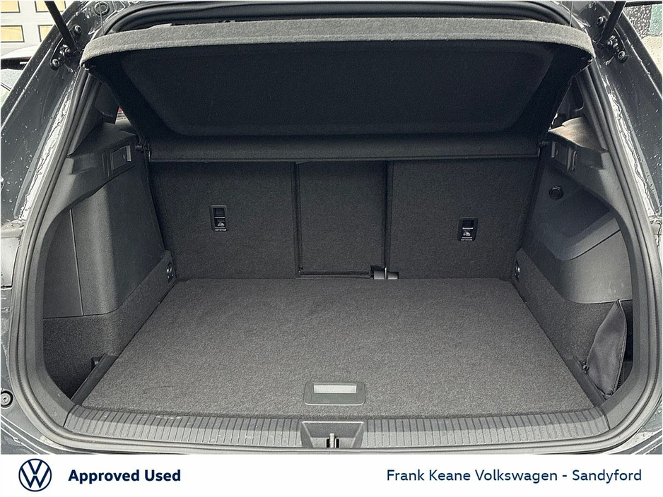 2025 Volkswagen Tiguan Tiguan R-Line Tsi Phev S-A R-Line TSi eHybrid 204 DSG 19.7 kWh Auto 2WD Start/Stop @frank Keane Volkswagen South Dublin €49,995