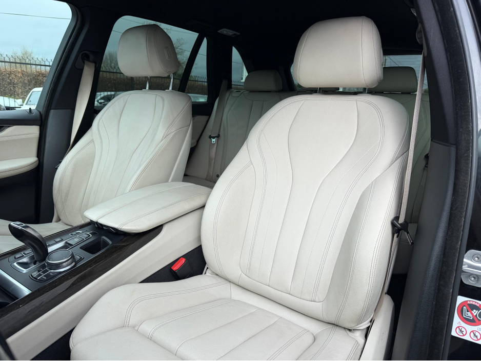 2016 BMW X5 - image 15