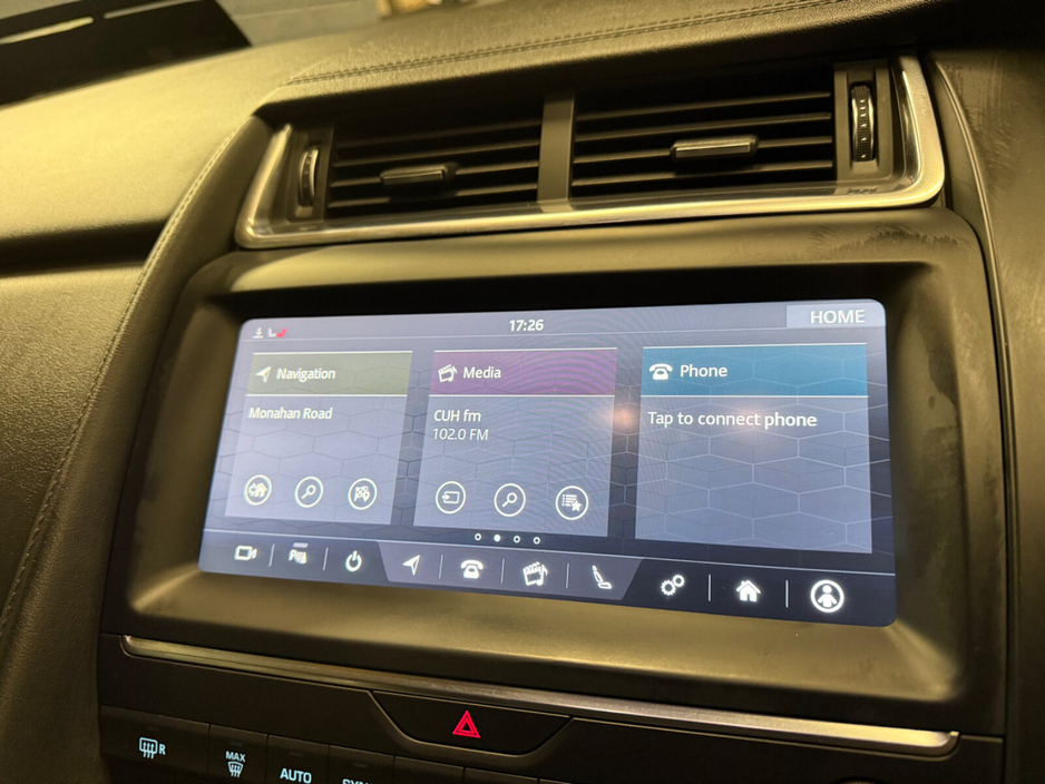 2020 Jaguar E-Pace - image 11