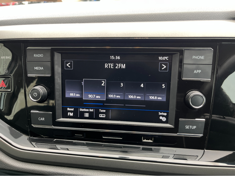 2019 Volkswagen Polo - image 19