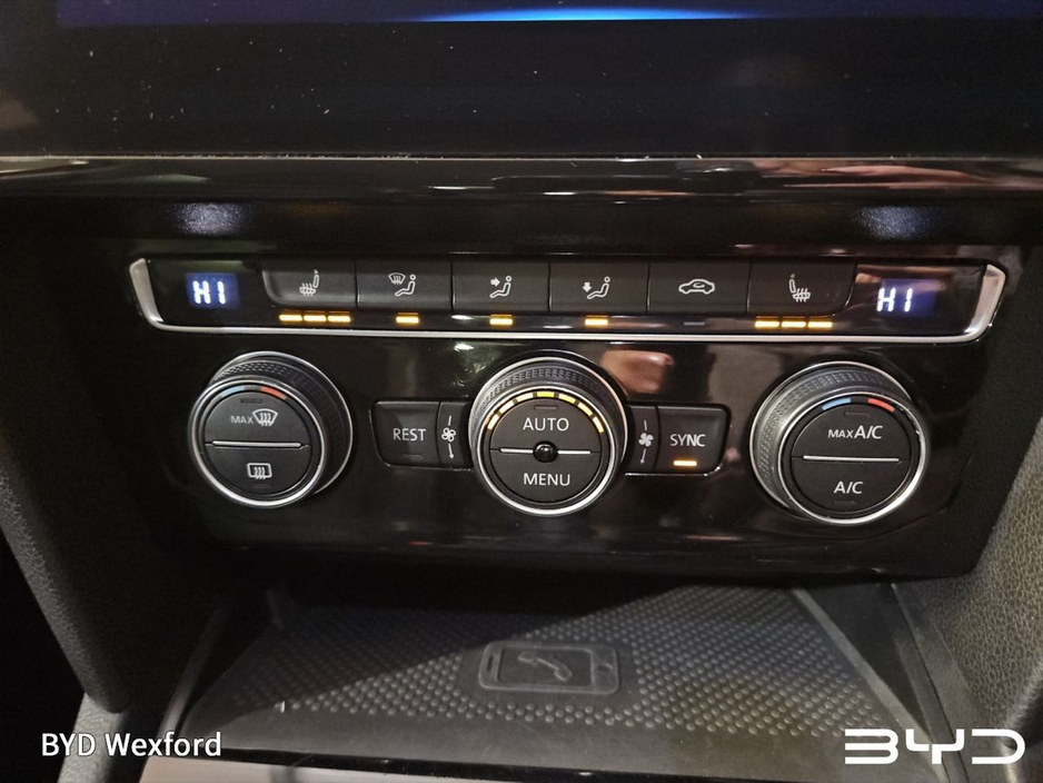 2020 Volkswagen Passat 1.6 TDI 120HP Elegance DSG €22,475