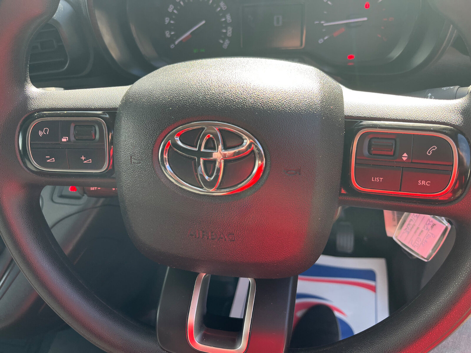 2023 Toyota Proace - image 11