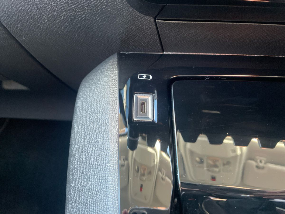 2021 Peugeot 2008 1.5 BlueHDI 110bhp Allure €19,975